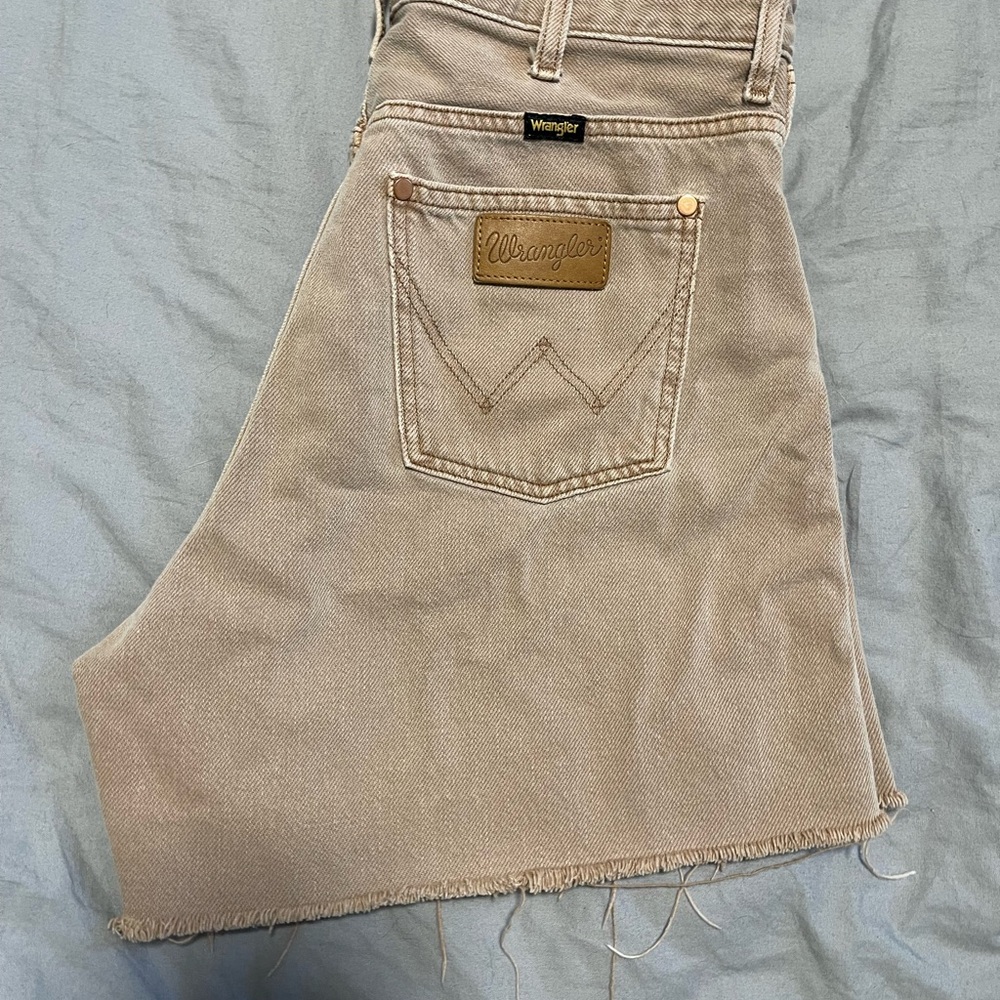 Wrangler Beige/Tan High-Rise Denim Jean Shorts
